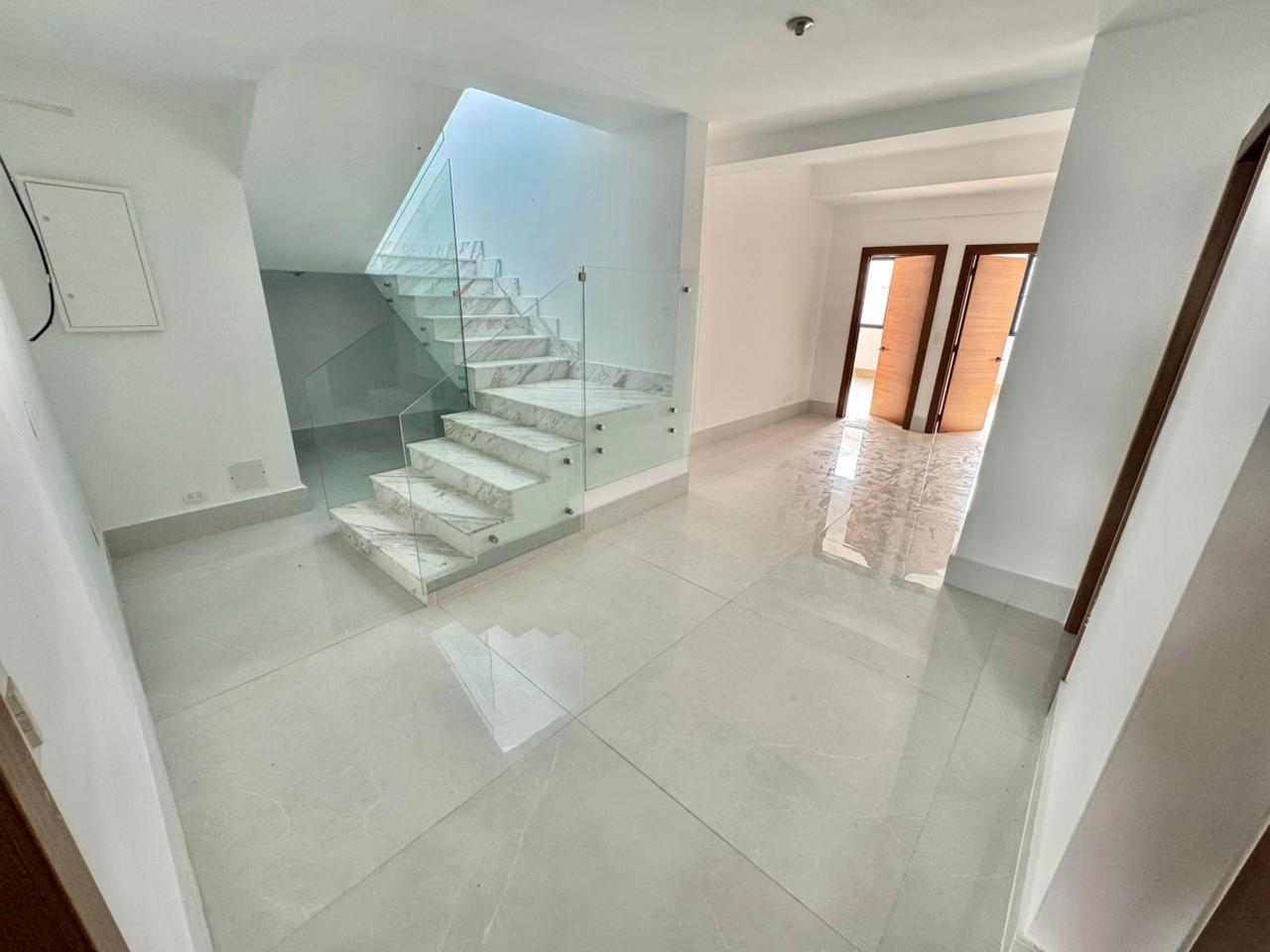apartamentos - Vendí PENTHAUSE NUEVO en Cacicazgo wi 3