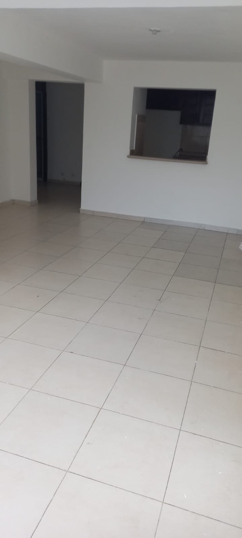 apartamentos - Vendo independencia Miramar segundo nivel dos habitaciones dos baños un parqueo  5