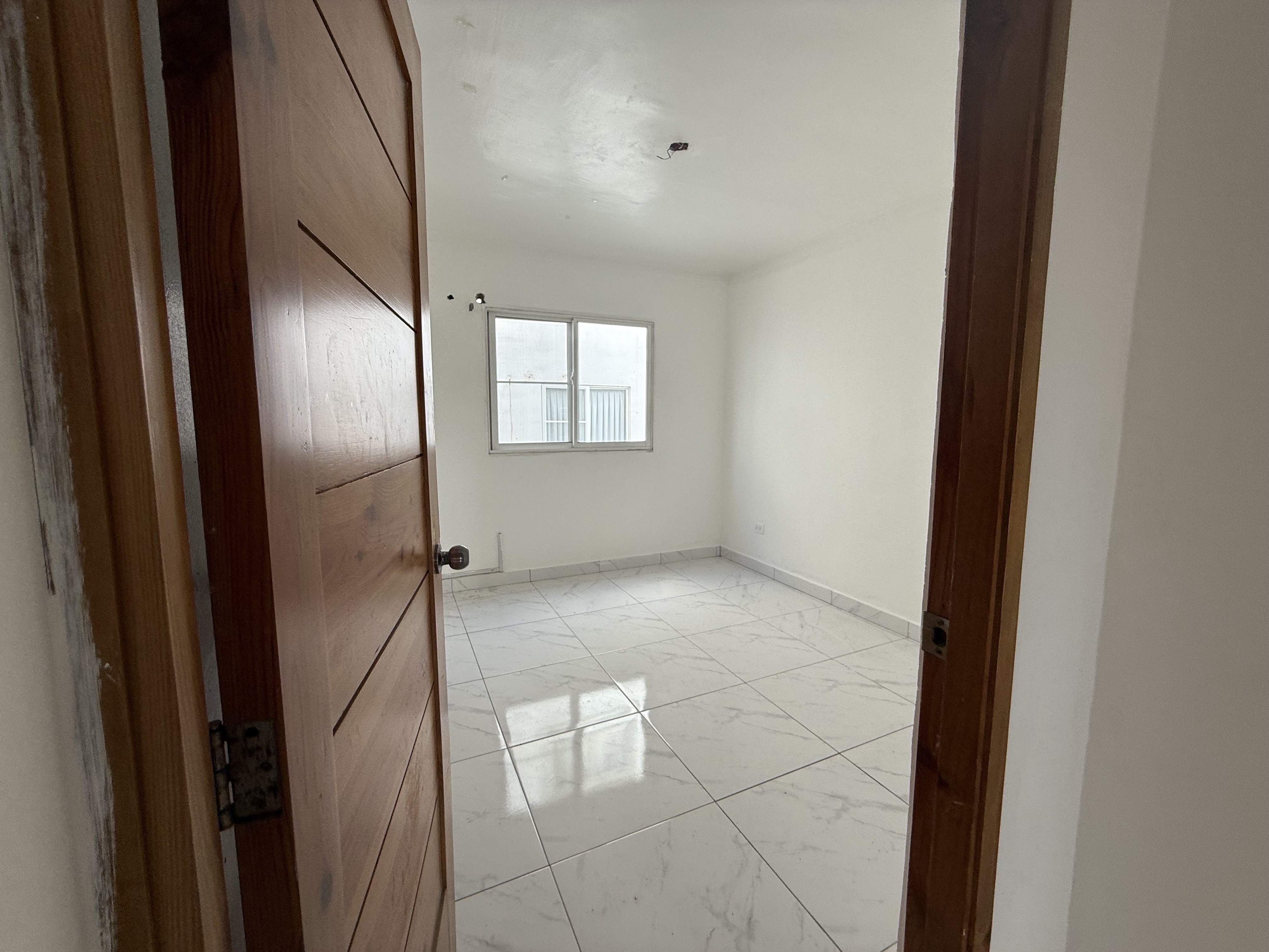 apartamentos - vendo en palma real santiago un tercer nivel  8