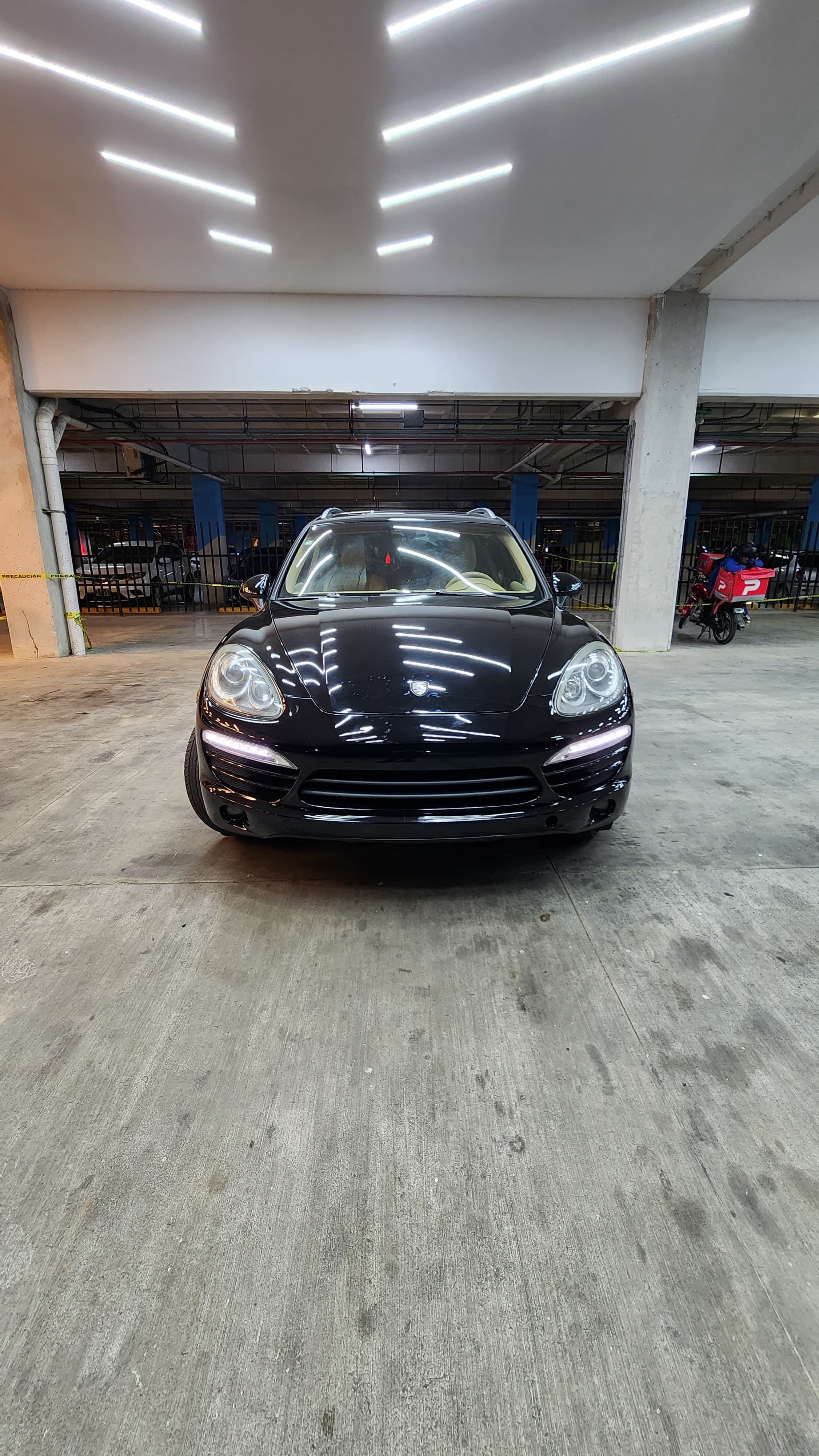jeepetas y camionetas - porsche cayenne 2011 0