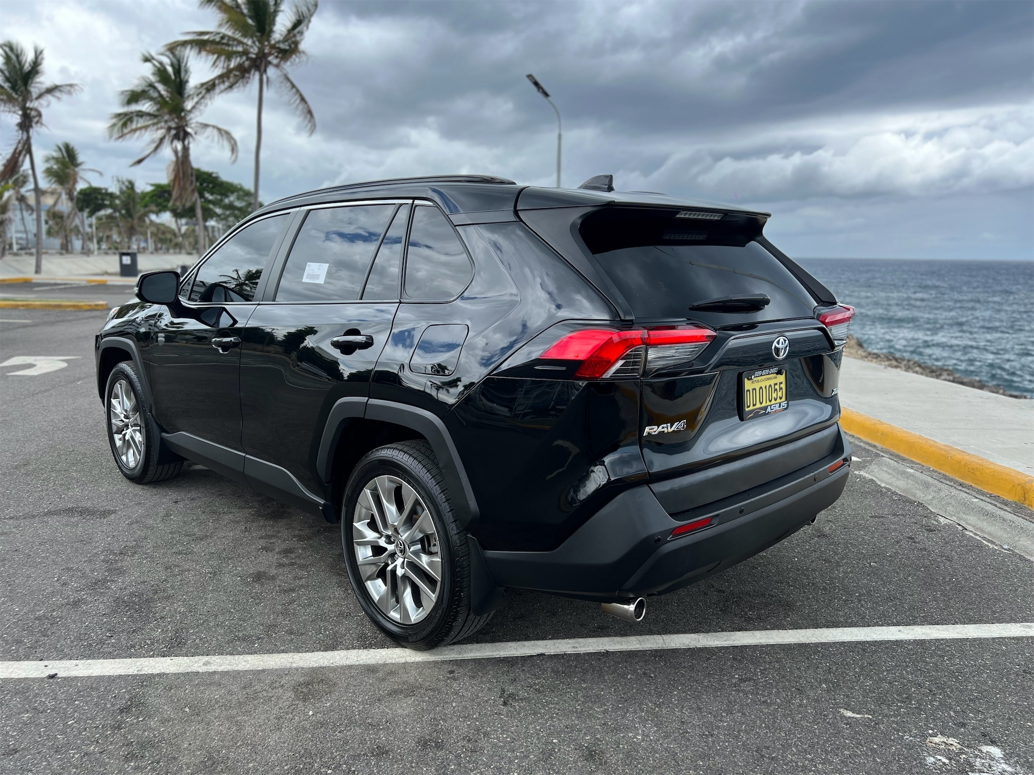 jeepetas y camionetas - Toyota Rav4 XLE Premium 2019  6