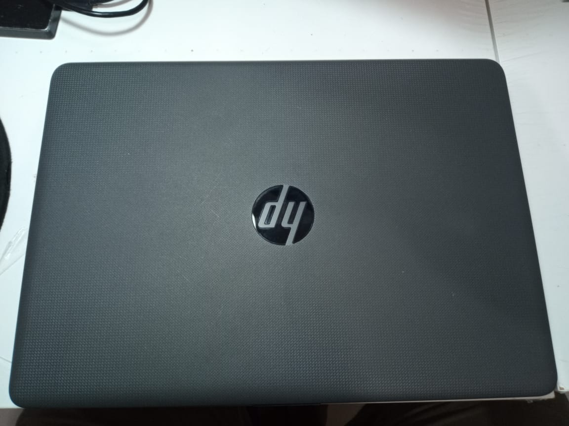computadoras y laptops - HP 240 G6