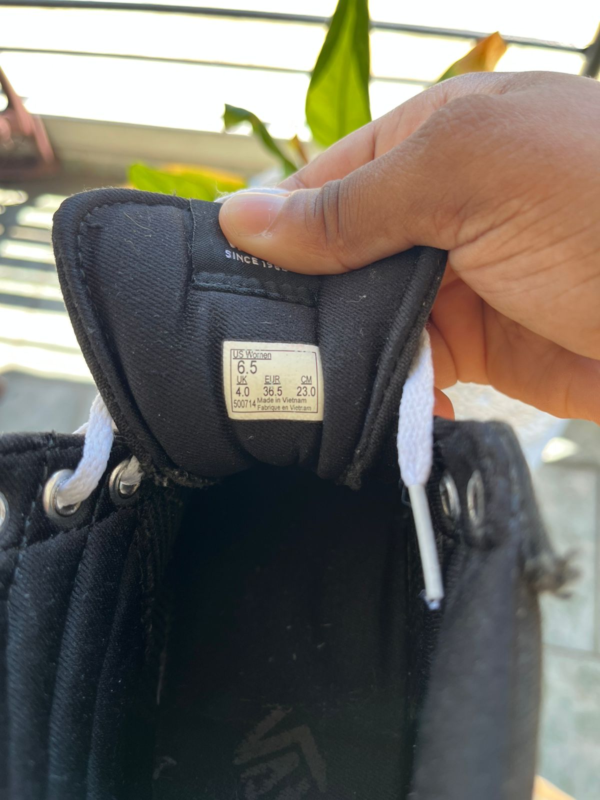 zapatos para mujer - Vans originales - Size 6.5 de mujer (le sirve a 6) 3