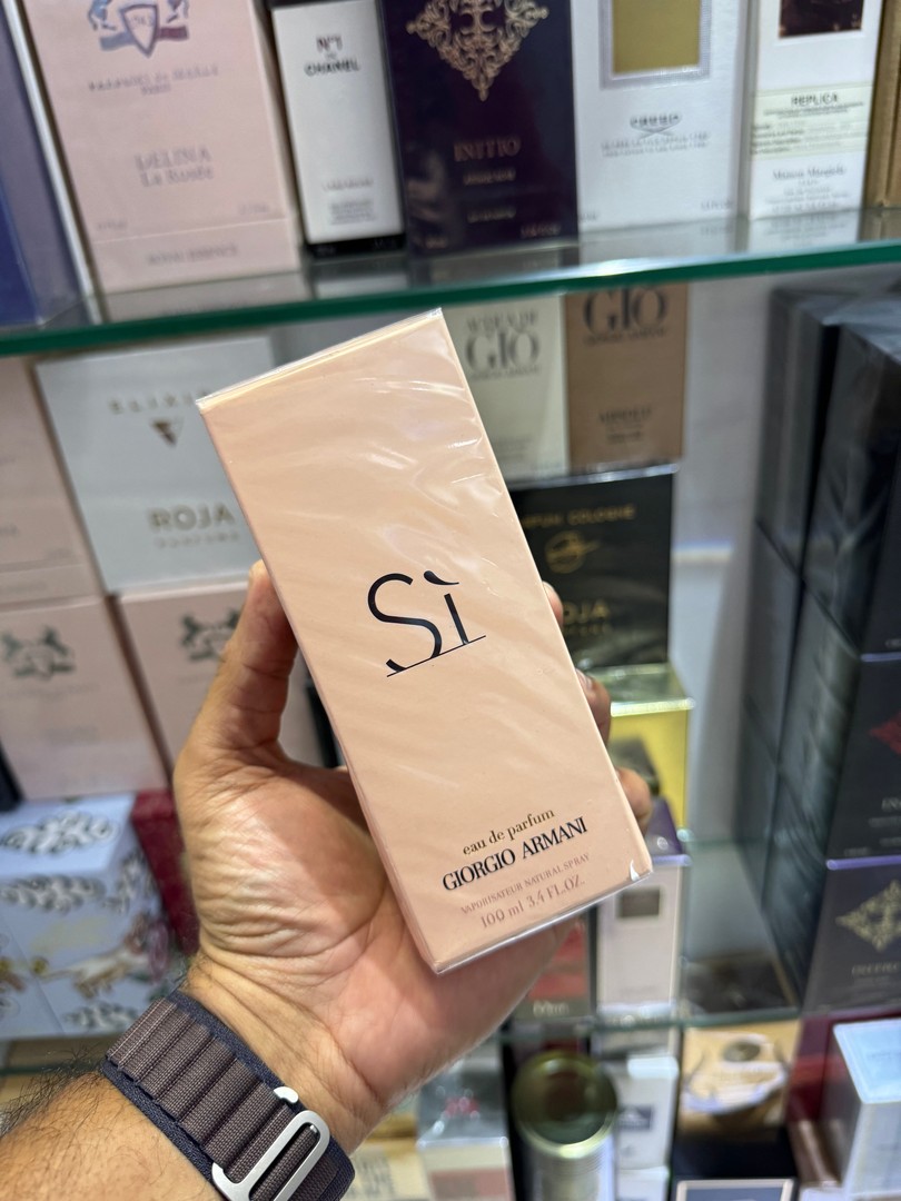 joyas, relojes y accesorios - Perfume Sì Giorgio Milano 100ML Eau de Parfum Nuevo, 100% Original RD$ 7,500  0