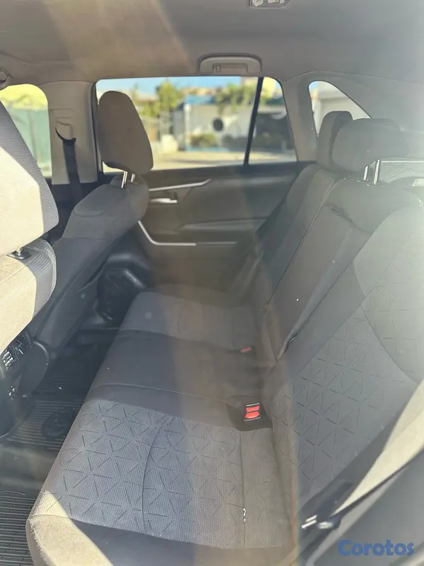 jeepetas y camionetas - Toyota RAV4 2020 XLE 7