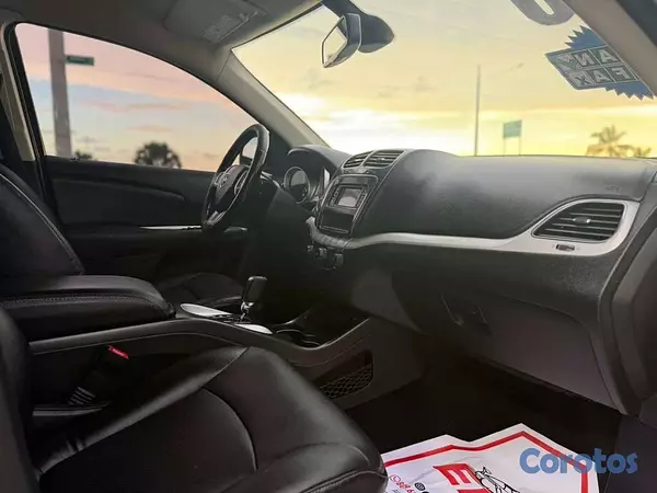 jeepetas y camionetas - Dodge Journey Value SE 2020  3