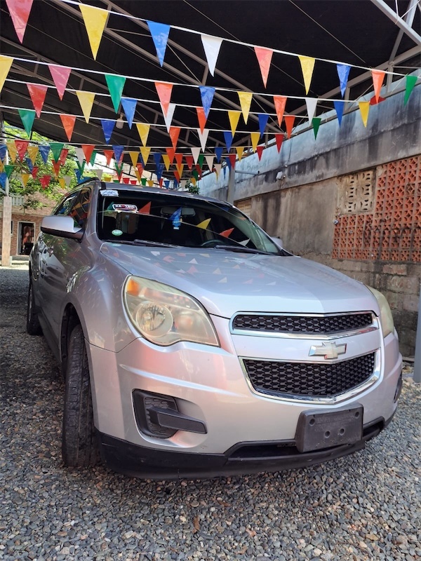 jeepetas y camionetas - Chevrolet Equinox LT 2010
