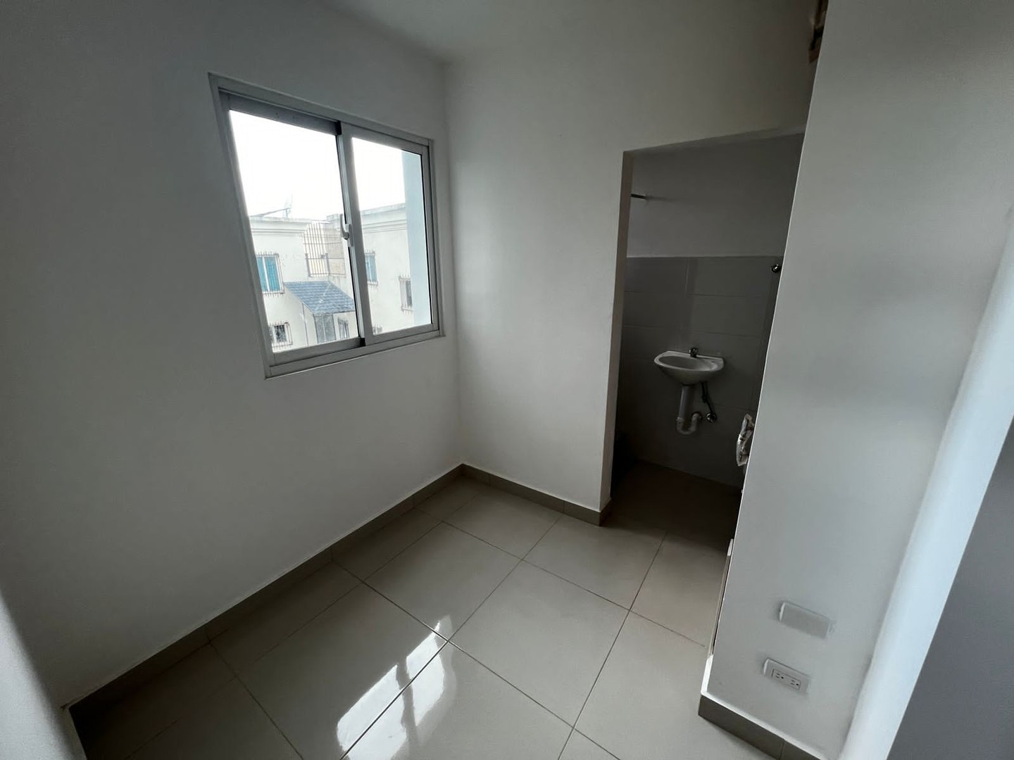apartamentos - Apartamento 5to Nivel Proximo al Monumento  4