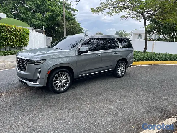 jeepetas y camionetas - Cadillac Escalade Premium Luxury 2023 4