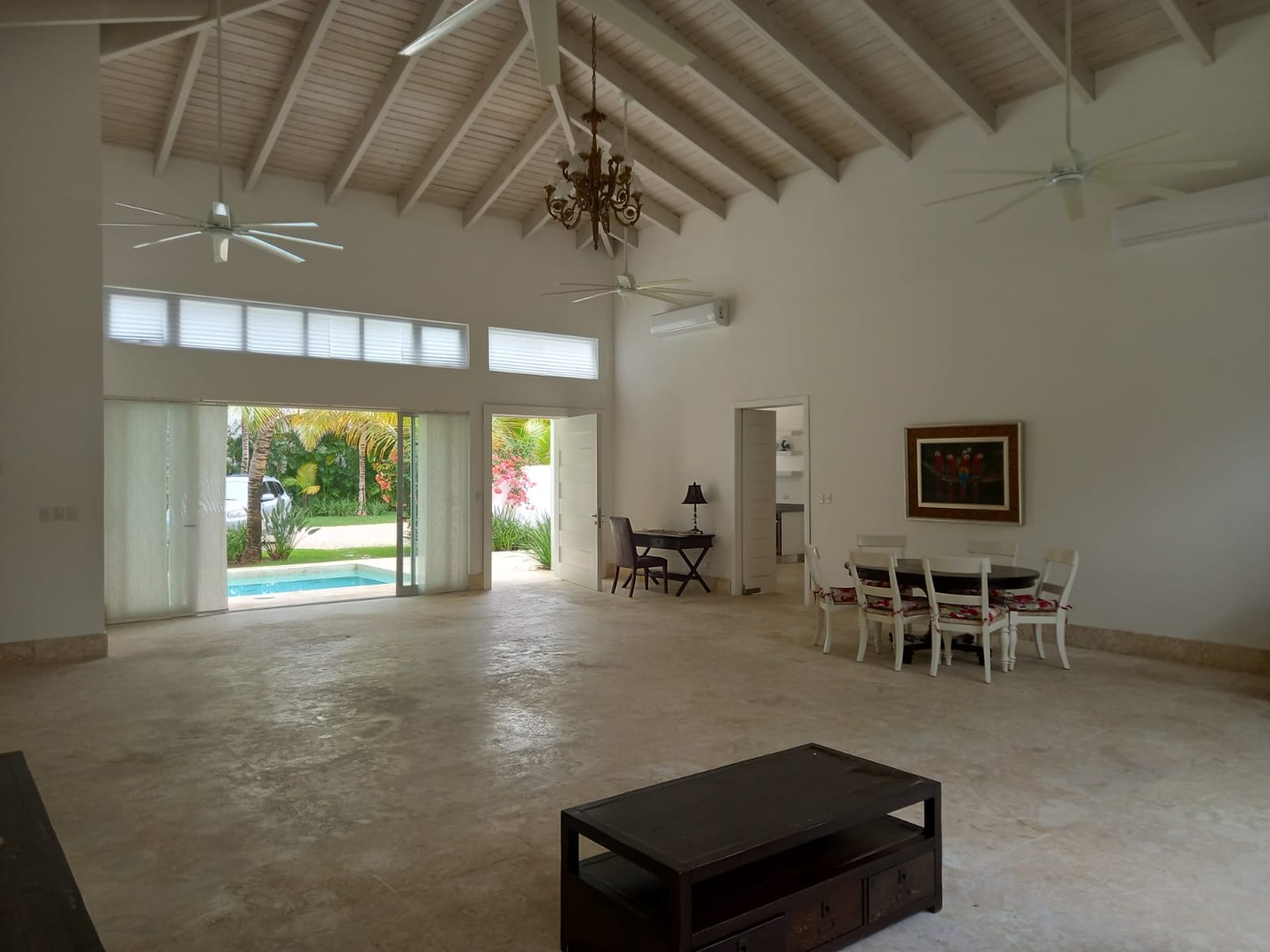 casas vacacionales y villas - Punta Cana Villaje-se Vende Villa Con 3 Suites En 695,000 

Punta cana villaje
 4