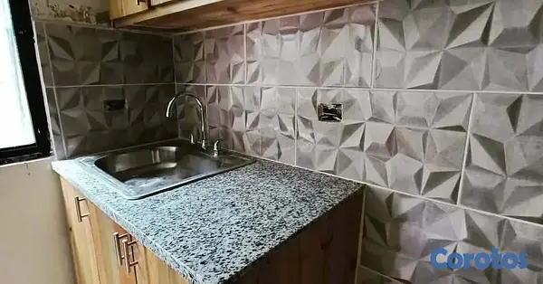 apartamentos - oportunidad vendo 3er piso villa olímpica totalmente remodelado  2