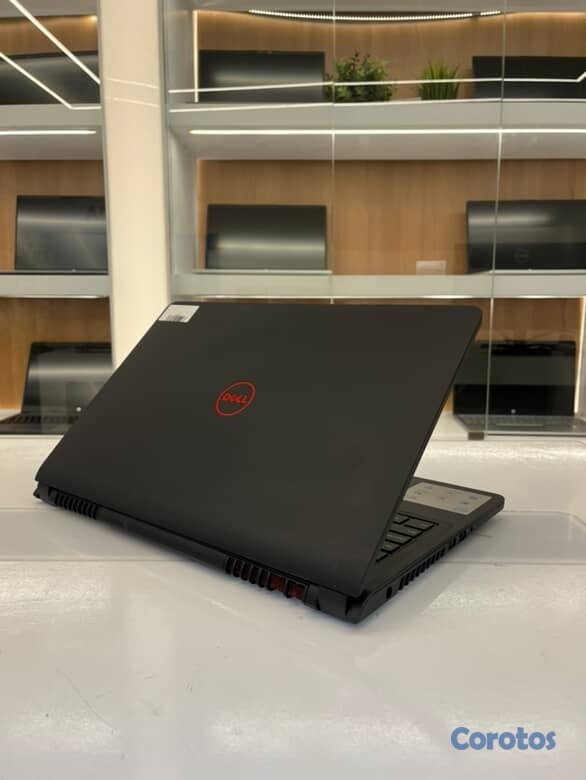 computadoras y laptops - DELL INSPIRON 15 2