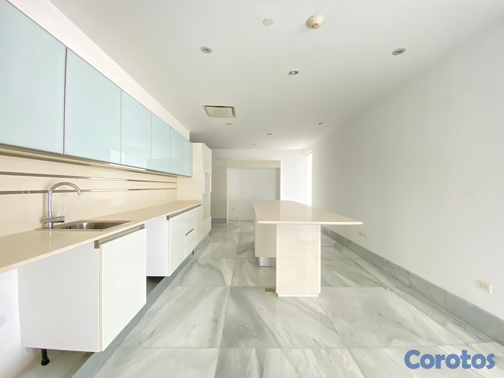 apartamentos - anacaona 27 piso alto de 4 habitaciones : ) torre mejor vista al mar :)  4