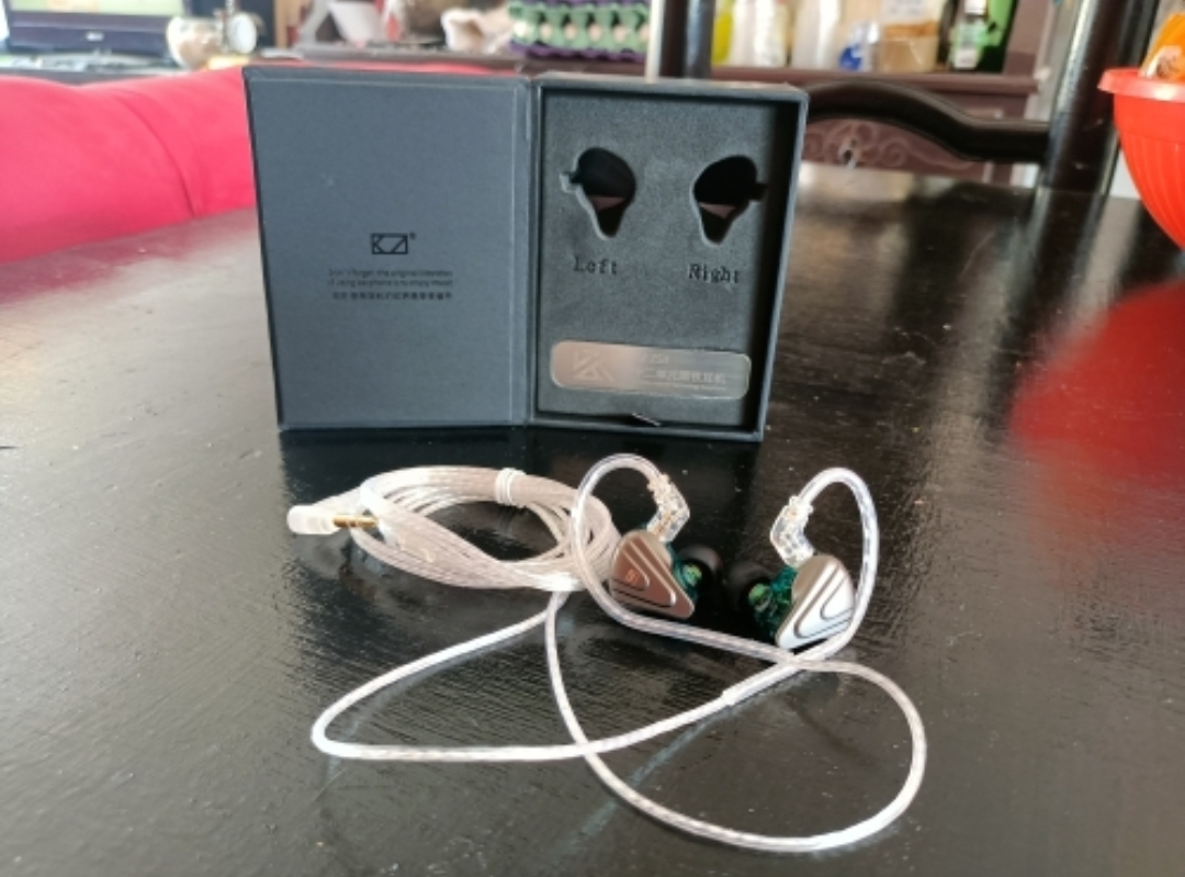 accesorios para electronica - Auricular profesional KZ ZSX  in-ears monitor de música. 7