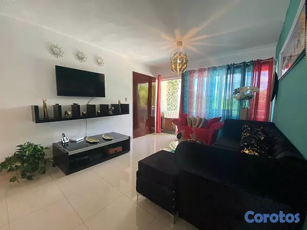 apartamentos - ¿Te gustaria beber tu cafe desde tu balcon con vista a la PISCINA? 5