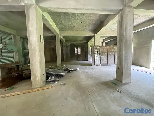 oficinas y locales comerciales - Local en manoguayabo primer nivel 5