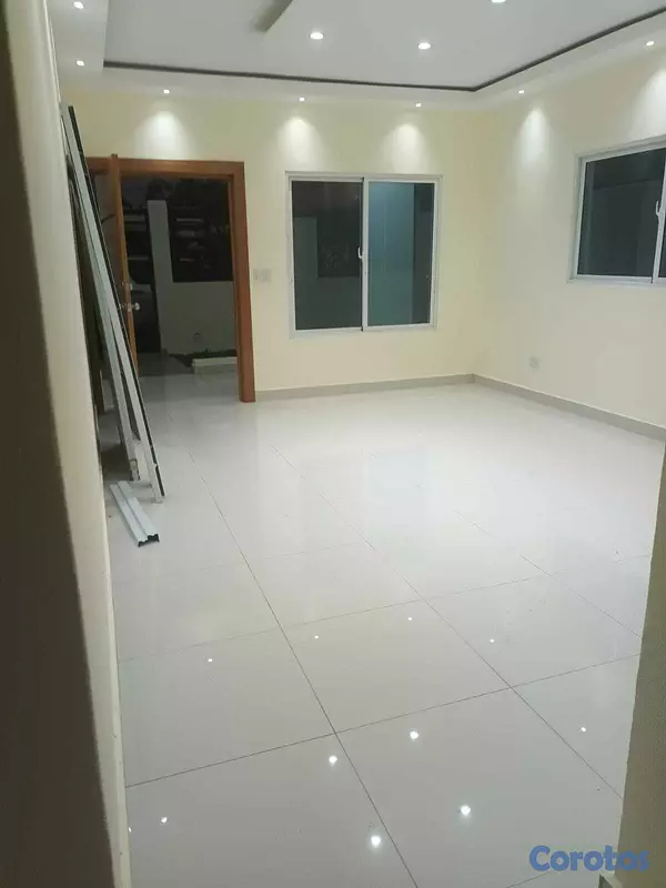 casas - Residencia LORGYM: Elegancia y confort en Prado 5