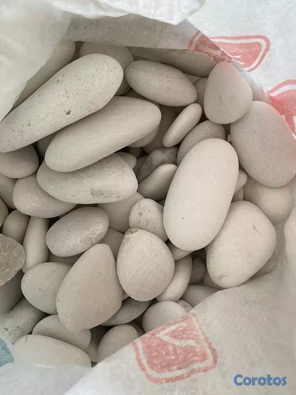 servicios profesionales - Piedras decorativas de varios modelos  1