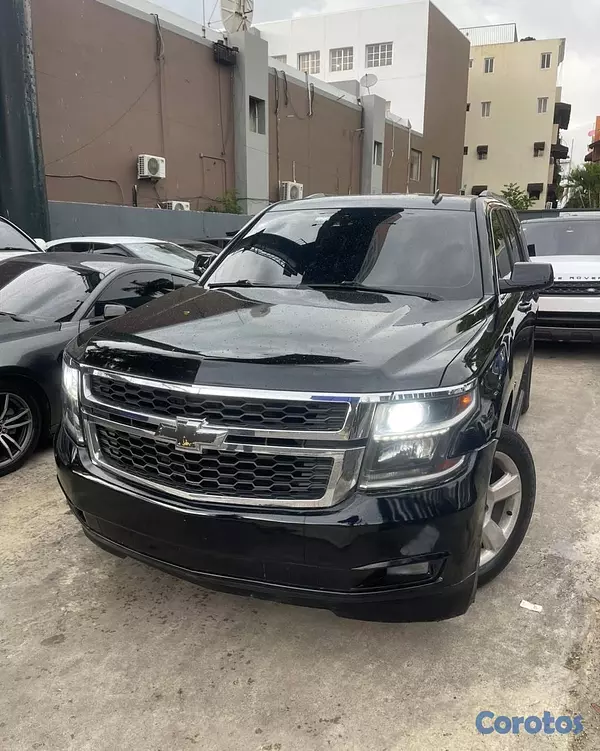 jeepetas y camionetas - CHEVROLET TAHOE LT 2015 2