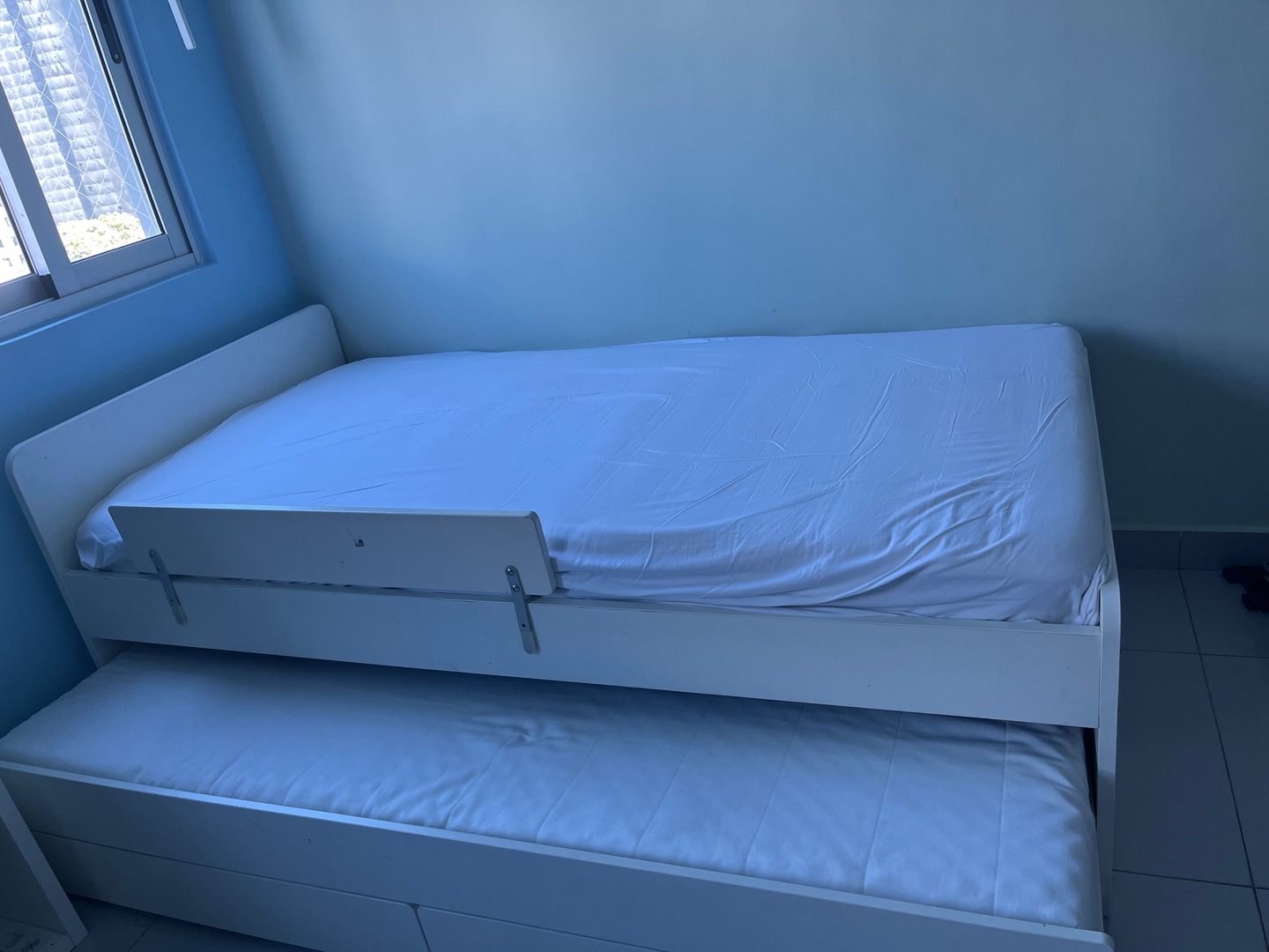 muebles y colchones - Estructura de cama con bajo cama y almacenaje. Sin colchón 