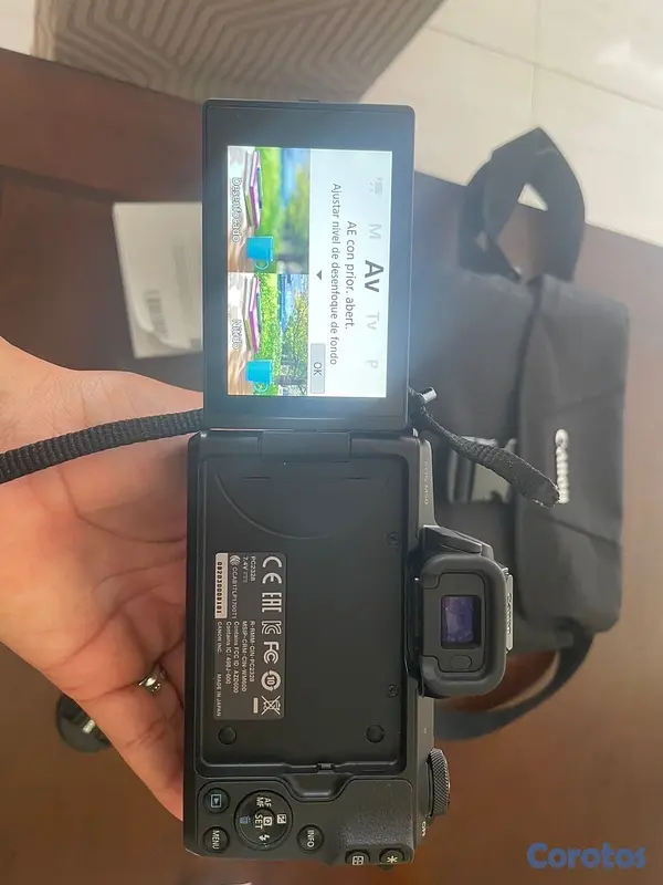 camaras y audio - La cámara Canon EOS M50 original del  2018.  3