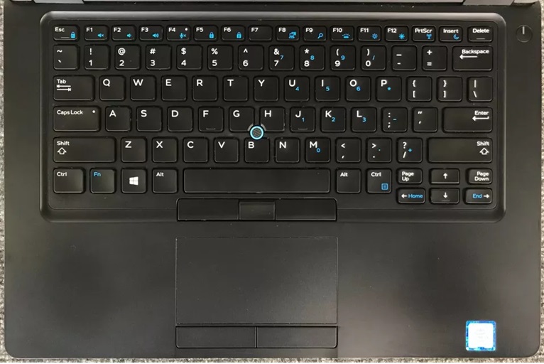 computadoras y laptops - Laptop Dell core i5 8va 8gb ddr4 256ssd 5