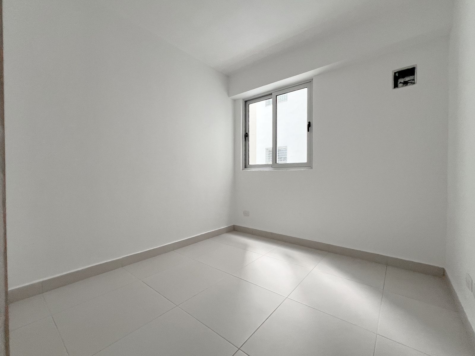 apartamentos - Naco, Apartamento En Alquiler De 2 Habitaciones 3