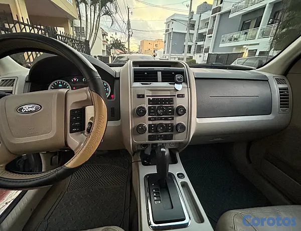 jeepetas y camionetas - FORD ESCAPE 2012 6