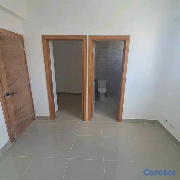 apartamentos - Apartamento km.7 Independencia 5to piso por escalera  4