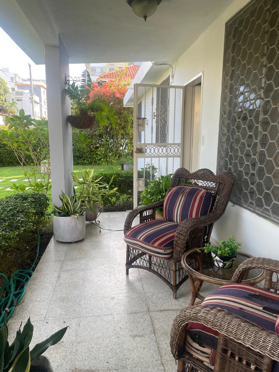casas - Alquiler por 6 meses Jardines del sur AMUEBLADO