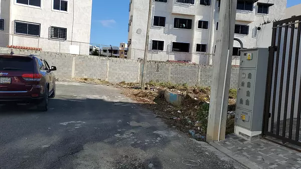 solares y terrenos - Solar Residencial de 568 metros, Prado Oriental (Javier) 6
