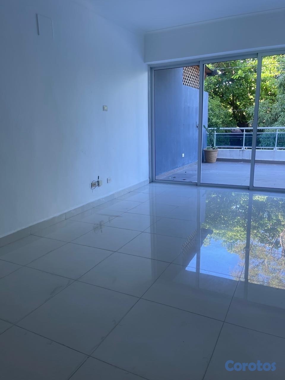 apartamentos - Alquilo apartamento frente a la universidad intec.  los próceres . Los jardines  3