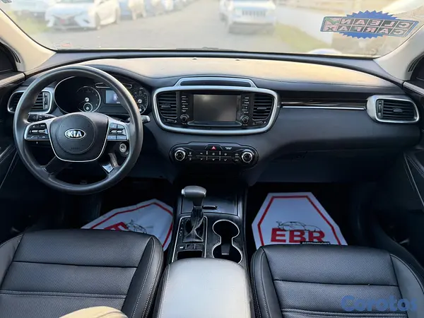 jeepetas y camionetas - Kia Sorento LX 2020 5