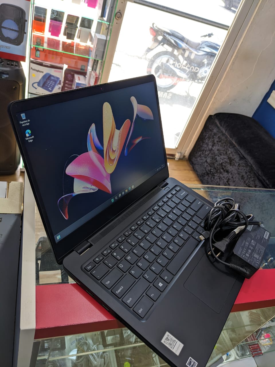 computadoras y laptops - Lenovo 14W Gen 2  1