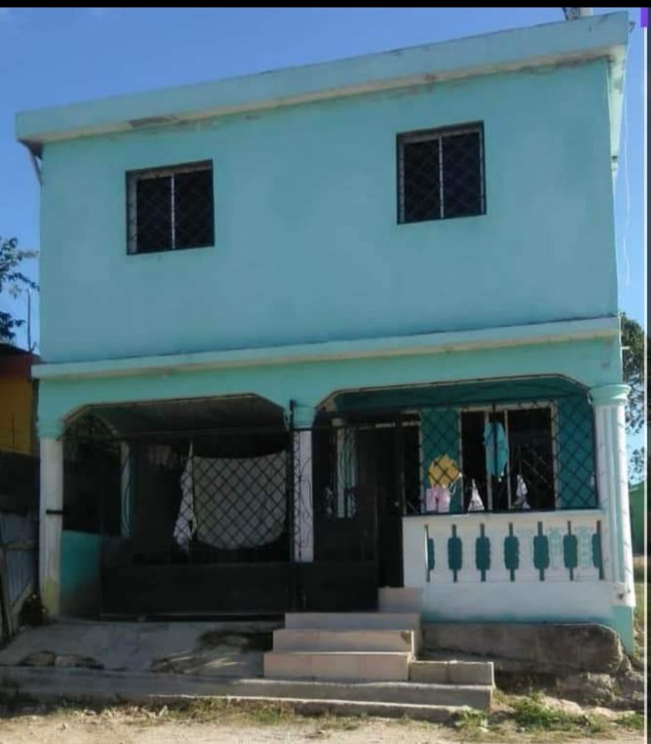 Se Vende Casa de Dos Niveles en El Sector el Brisal
