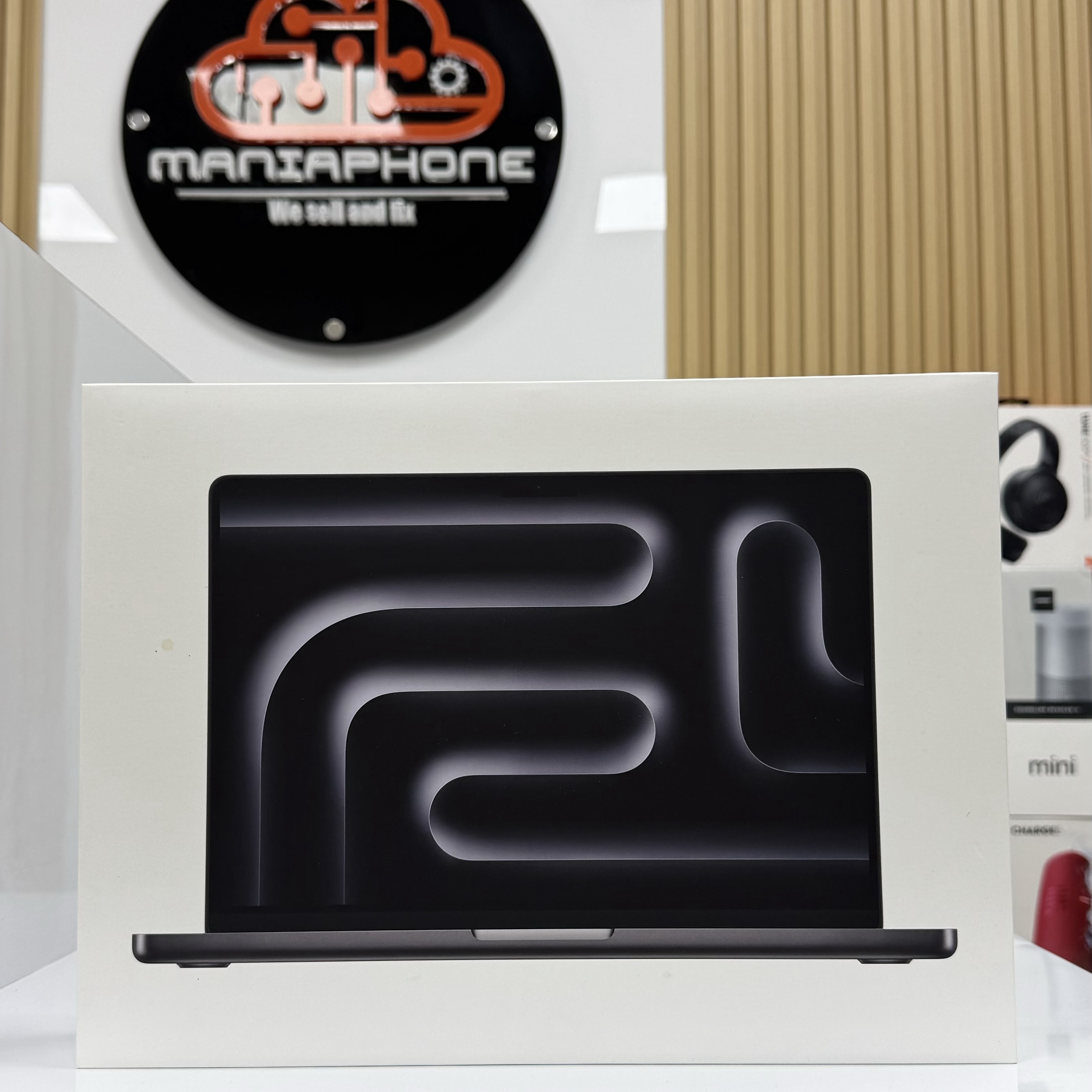 computadoras y laptops - MacBook Pro 14” Chip M4 Max 36GB/1TB Space Black