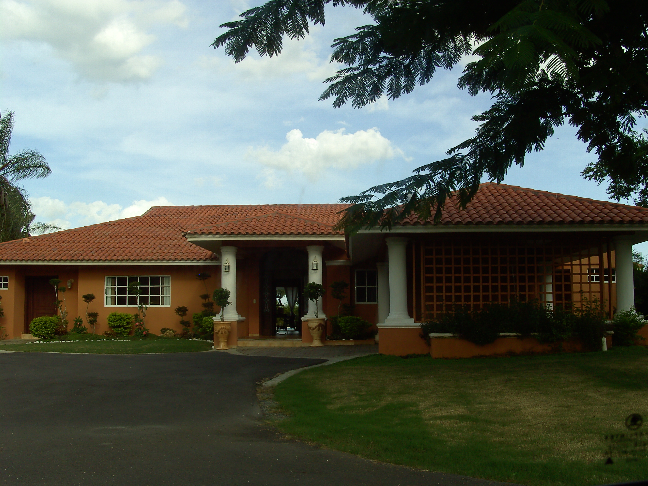 casas vacacionales y villas - Villa en Guavaberry Country Club