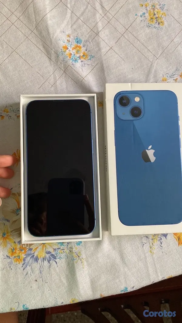 celulares y tabletas - iPhone 13  6