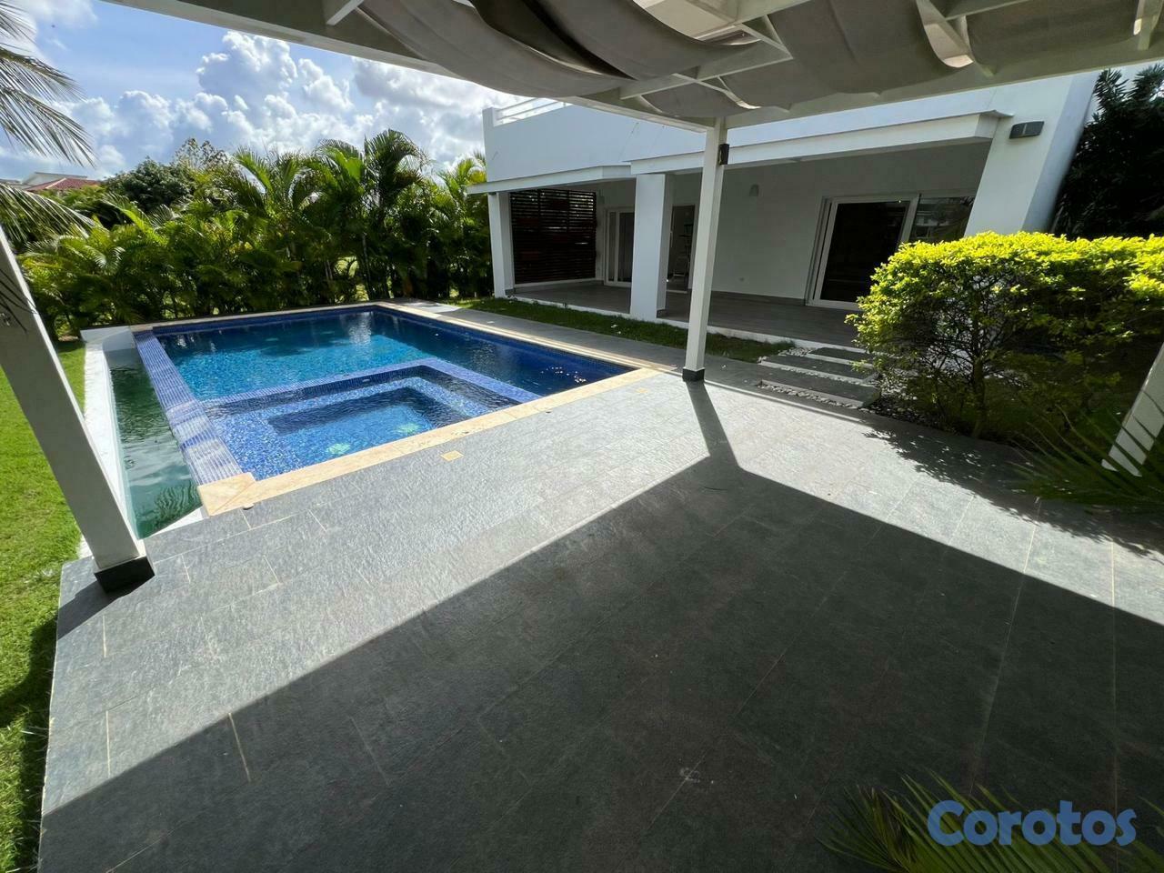 casas vacacionales y villas - Villa Moderna en Prestigiosa Comunidad  Lista para Disfrutar 6