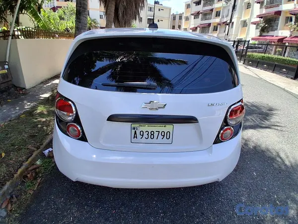 carros - Chevy Sonic Mecanico 2015 LS Hatchback  17