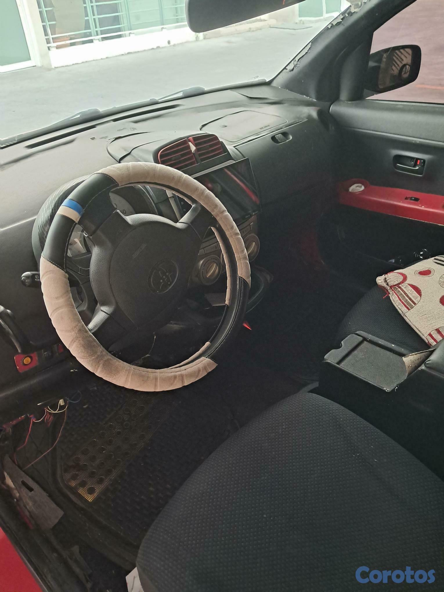 carros - Vendo Toyota Passo 2010 4