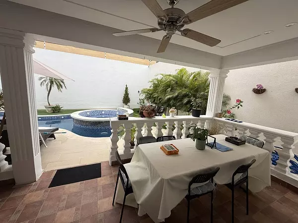 casas - Vendo Casa en San Isidro  9