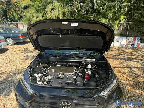 jeepetas y camionetas - Toyota rav4 2024 adventure  9