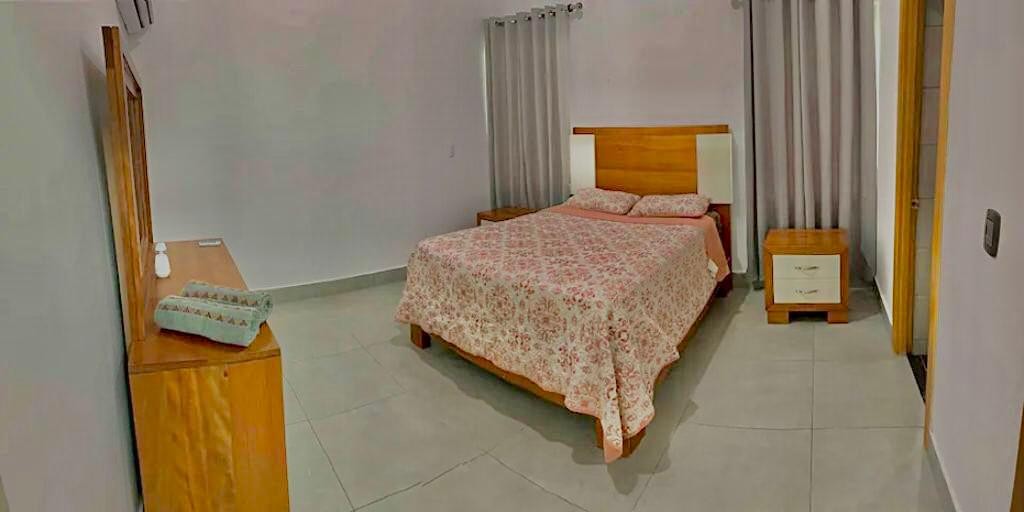 casas - Vivienda con Piscina en Residencial Privado, Llanos de Gurabo 2