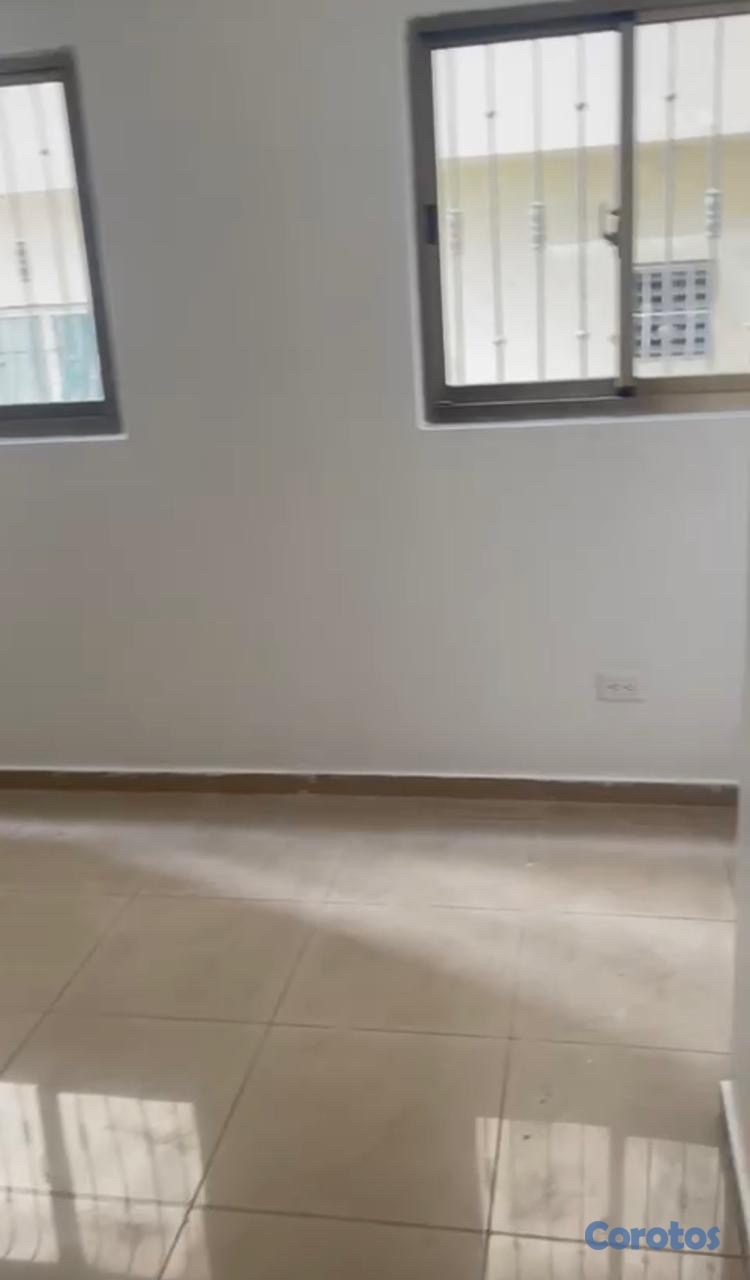 apartamentos - ALQUILER EN TORRE – URBANIZACIÓN REAL 
3er Nivel – Próx. Rómulo Bentancour.
 7