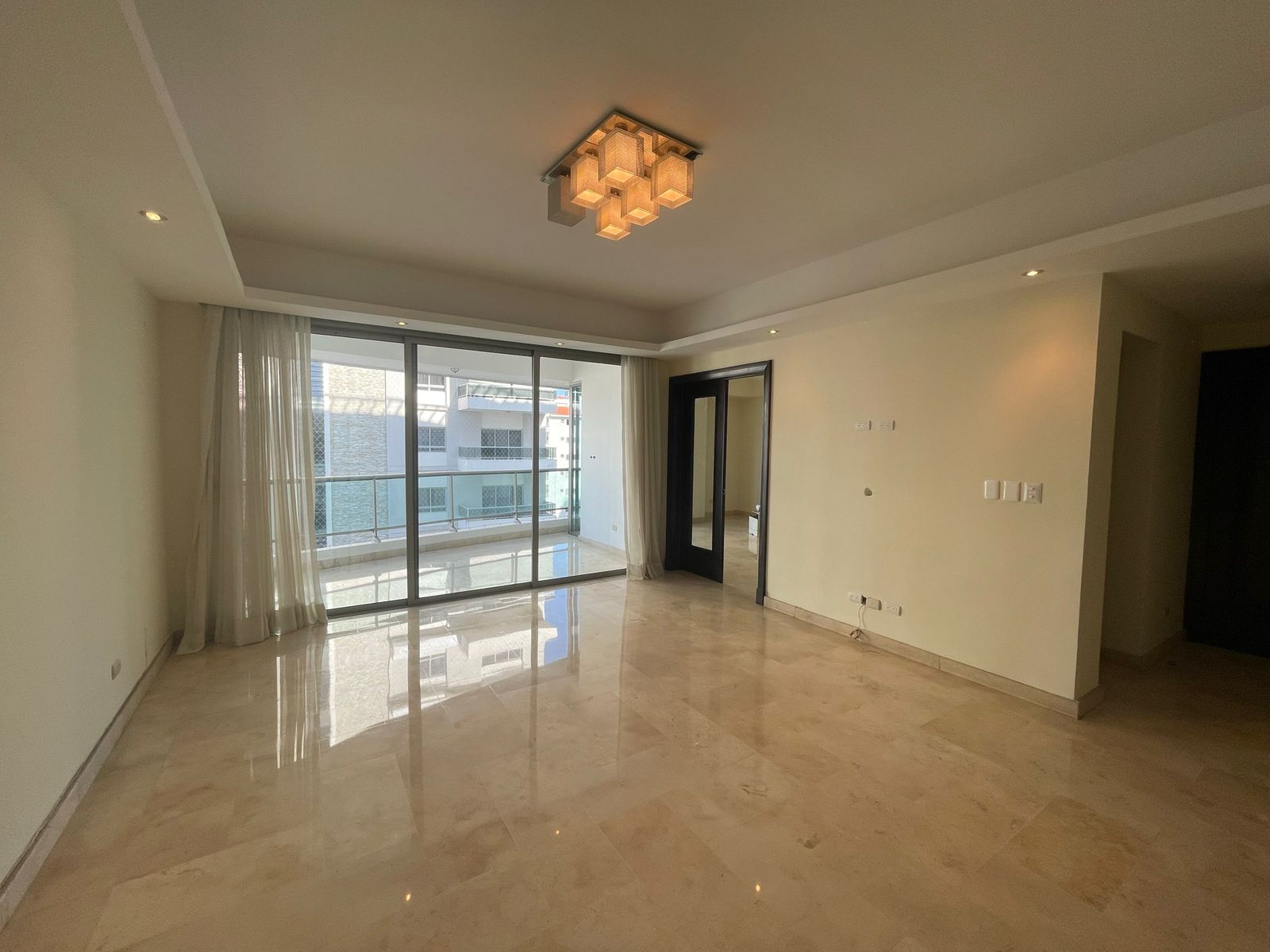 apartamentos - Vendo apartamento en Piantini  8