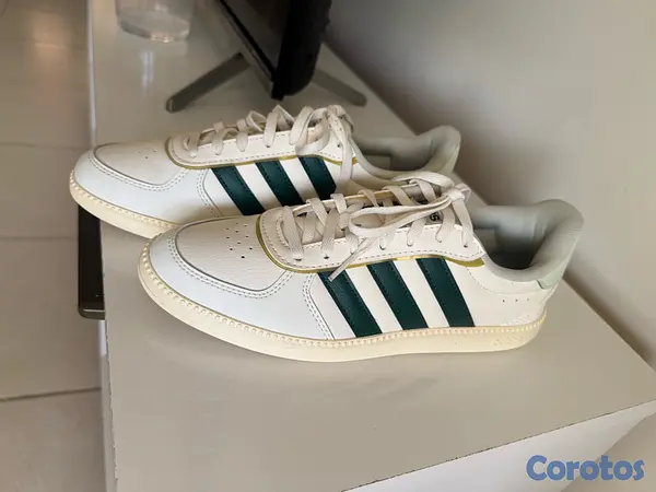 zapatos unisex - Adidas size 7 y medio OFERTA 💰💰💰 7