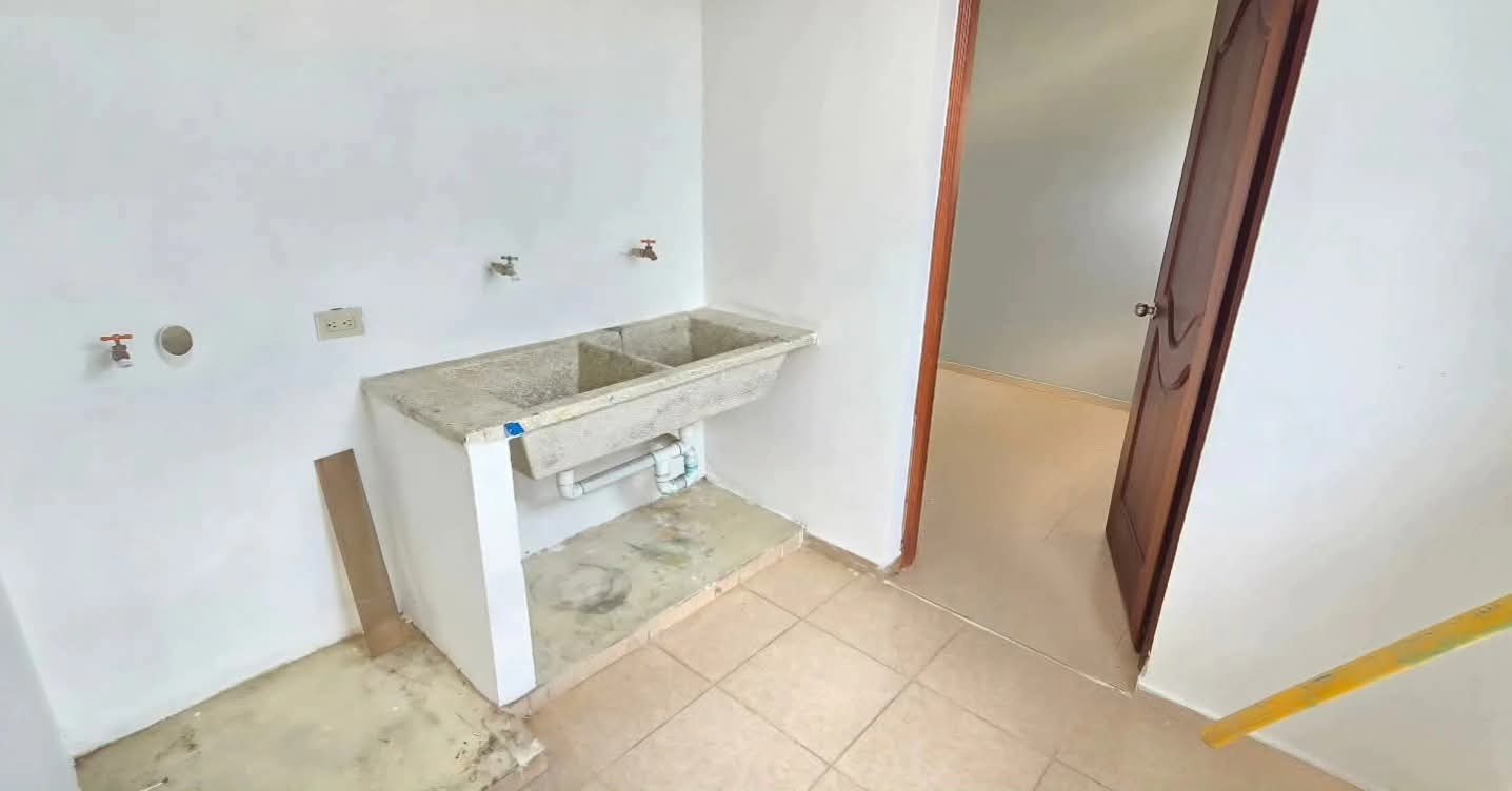 apartamentos - rento 3er piso calle 8 cerro de gurabo  4