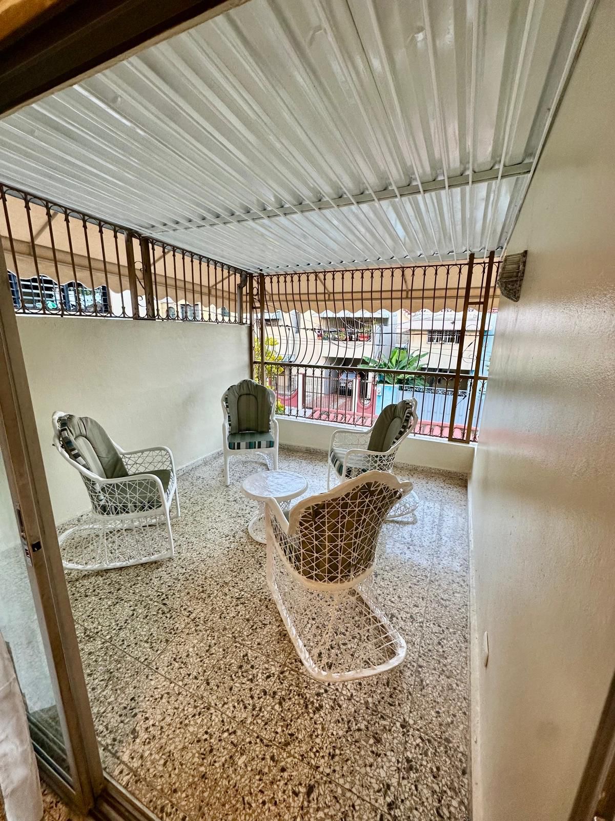 casas - Casa amueblada en alquiler  en Ave. Independencia  7