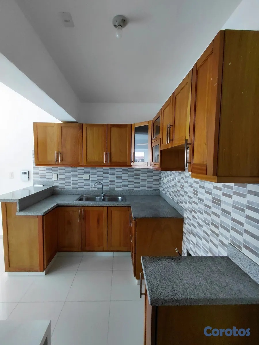 apartamentos - ALQUILER DE APARTAMENTO EN SECTOR BELLA VISTA 5